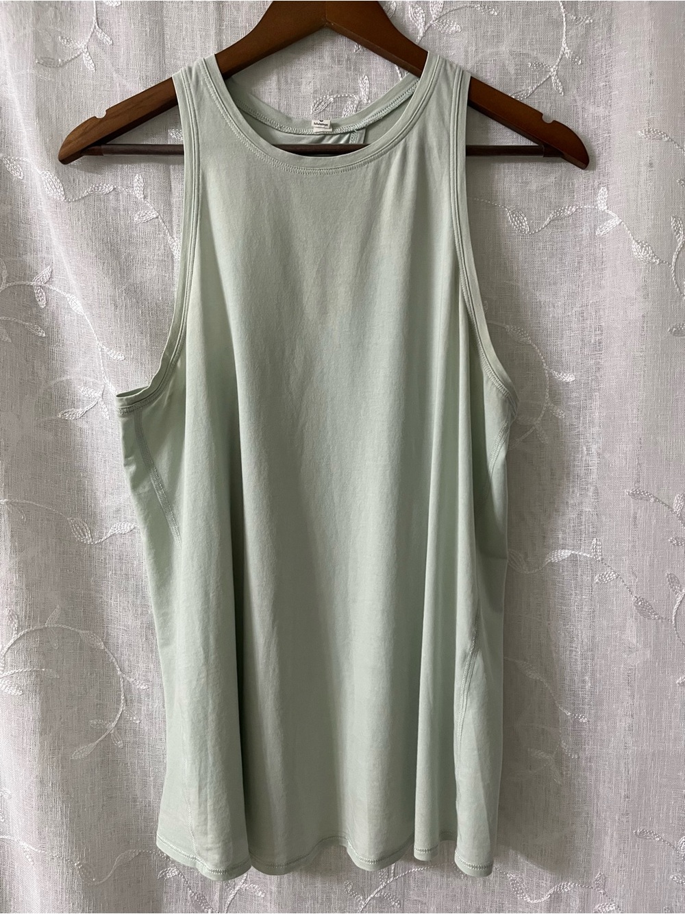 lululemon athletica Sleeveless Tank Top - Sage Green Size 8
